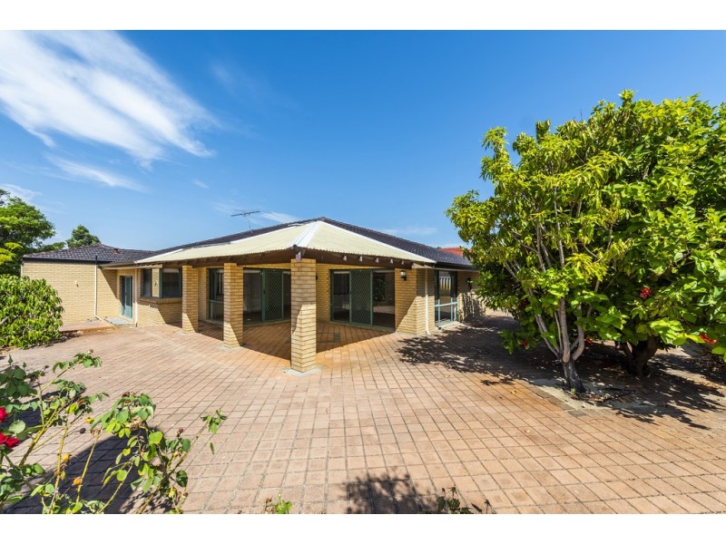57 Calley Drive, Leeming WA 6149