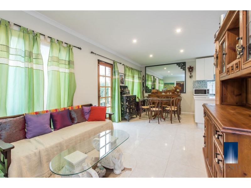 54 Bywater Way, Wilson WA 6107