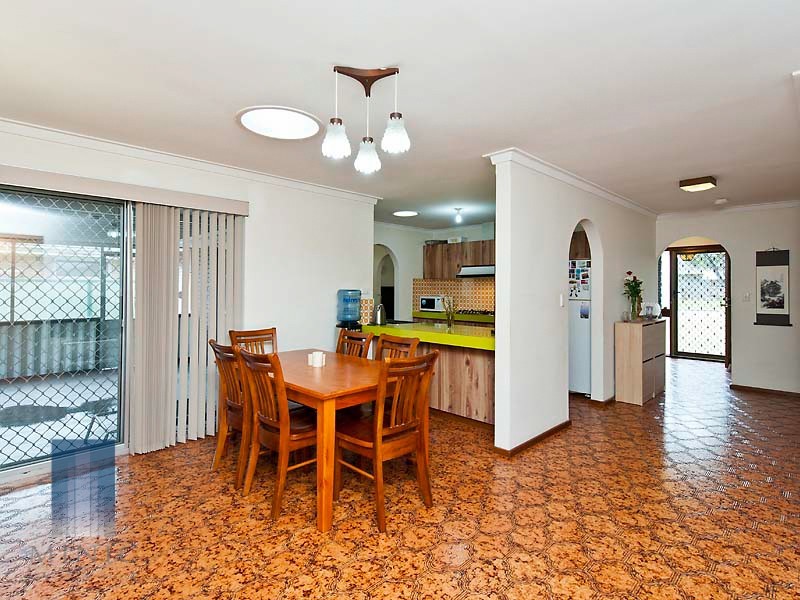 8 Markham Place, Bentley WA 6102