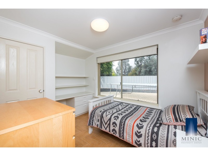 1 River Bed Pass, Wilson WA 6107