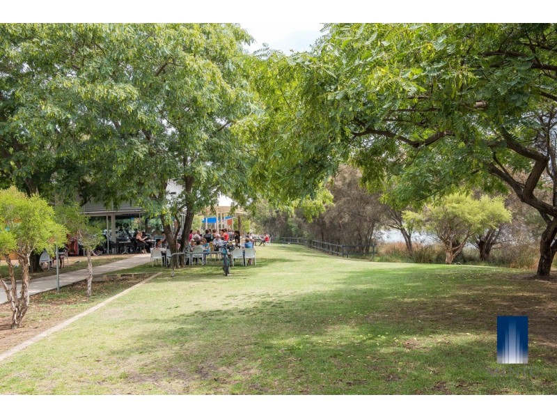 1 River Bed Pass, Wilson WA 6107