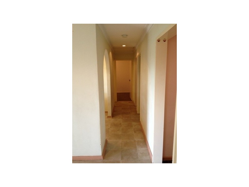 8 Prendiville Way, Langford WA 6147