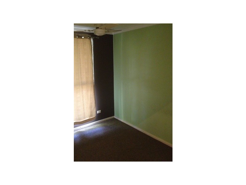 8 Prendiville Way, Langford WA 6147