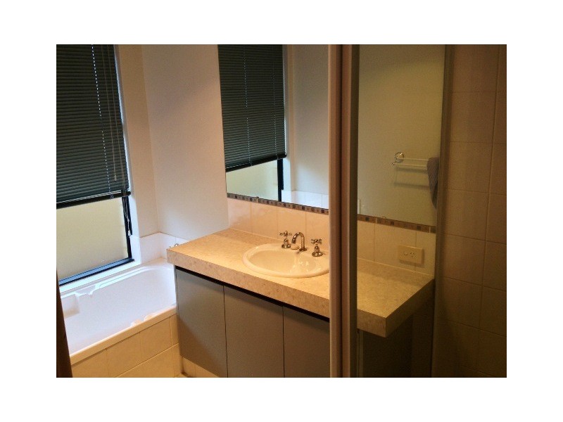 50 Walanna Drive, Karawara WA 6152