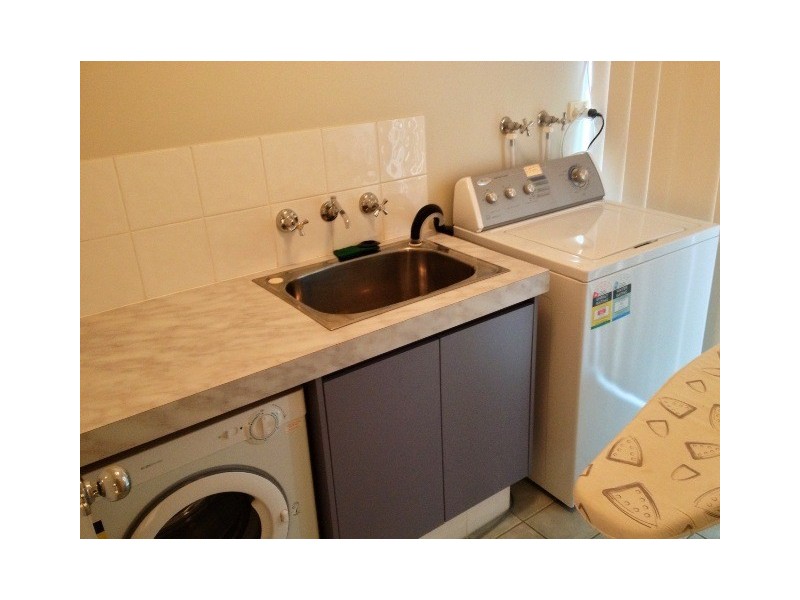 50 Walanna Drive, Karawara WA 6152