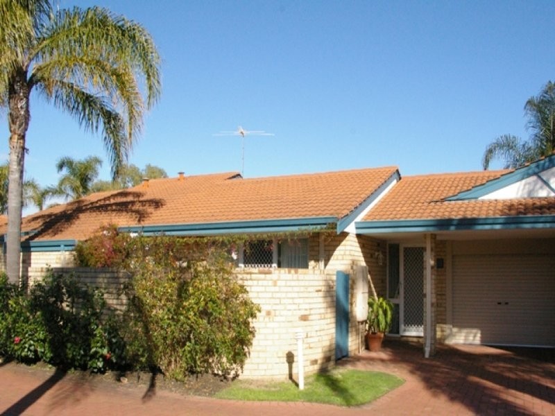 2/232 Corinthian Rd East, Riverton WA 6148