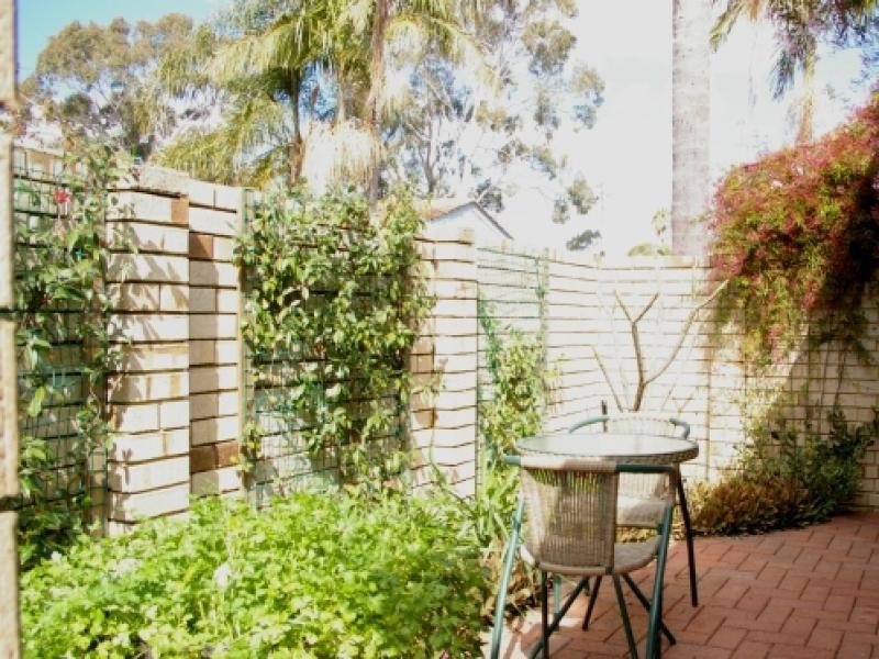 2/232 Corinthian Rd East, Riverton WA 6148