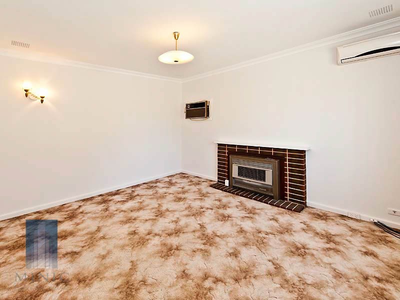 210 High Road, Riverton WA 6148