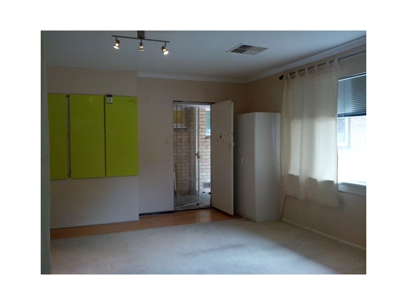 14 LOWTH RD, Beckenham WA 6107