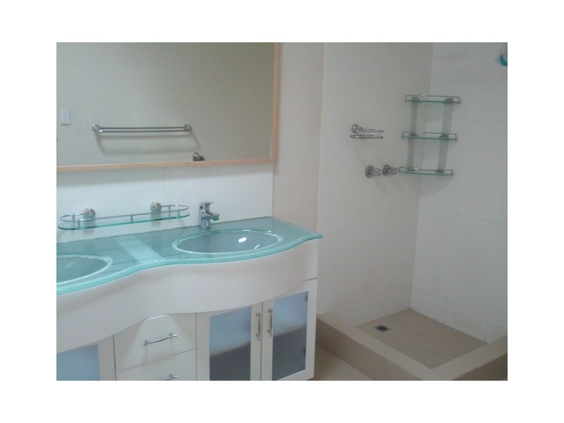 14 LOWTH RD, Beckenham WA 6107