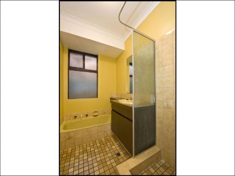 21 Hyland Way, Wilson WA 6107