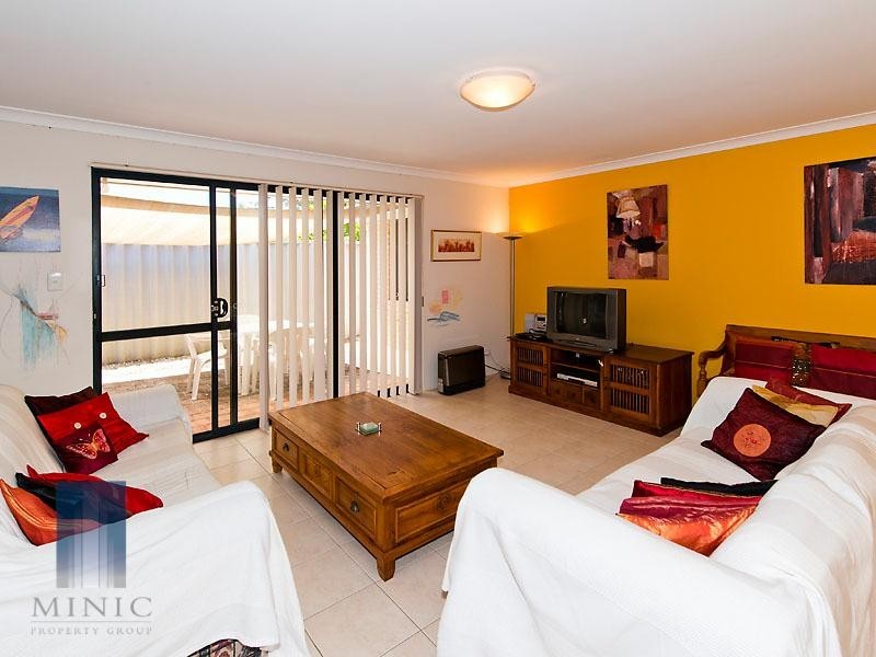 4/228 Corinthian Rd East, Riverton WA 6148