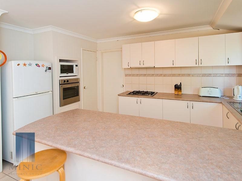 4/228 Corinthian Rd East, Riverton WA 6148