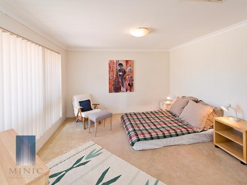 4/228 Corinthian Rd East, Riverton WA 6148