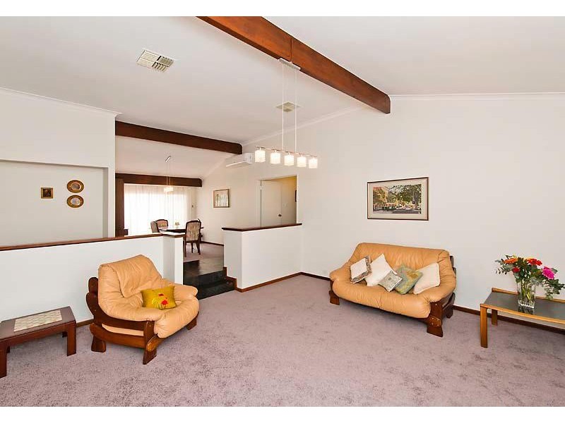 1 Ramsdale Loop, Leeming WA 6149