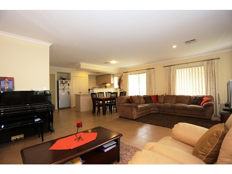 4/212 Corinthian Road, Riverton WA 6148