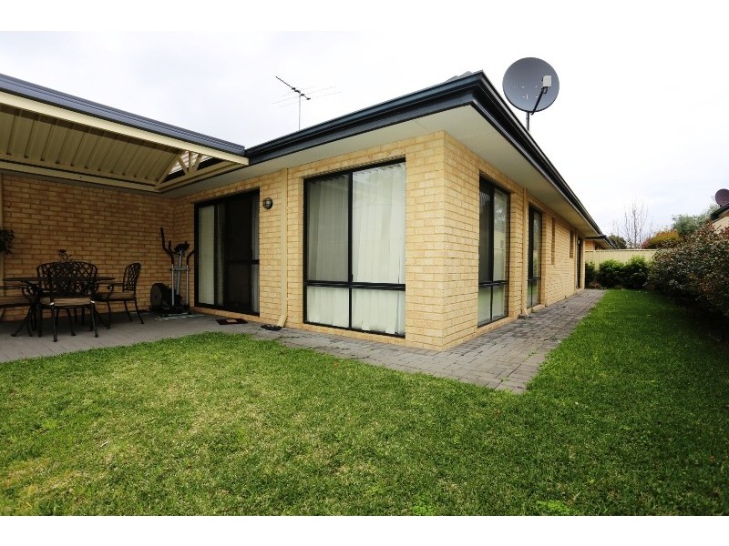 4/212 Corinthian Road, Riverton WA 6148