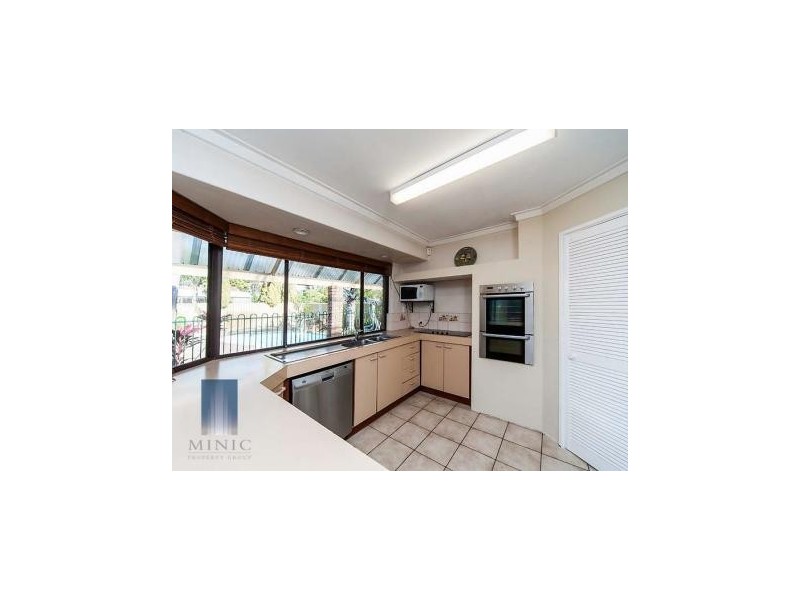 20 Mirrelia Way, Riverton WA 6148