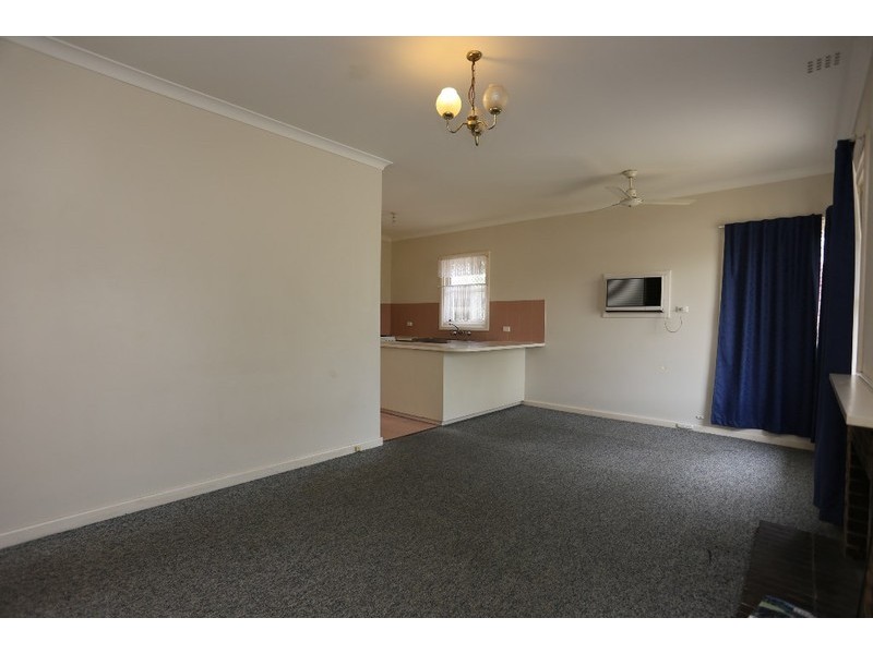7 Parkhill Way, Wilson WA 6107