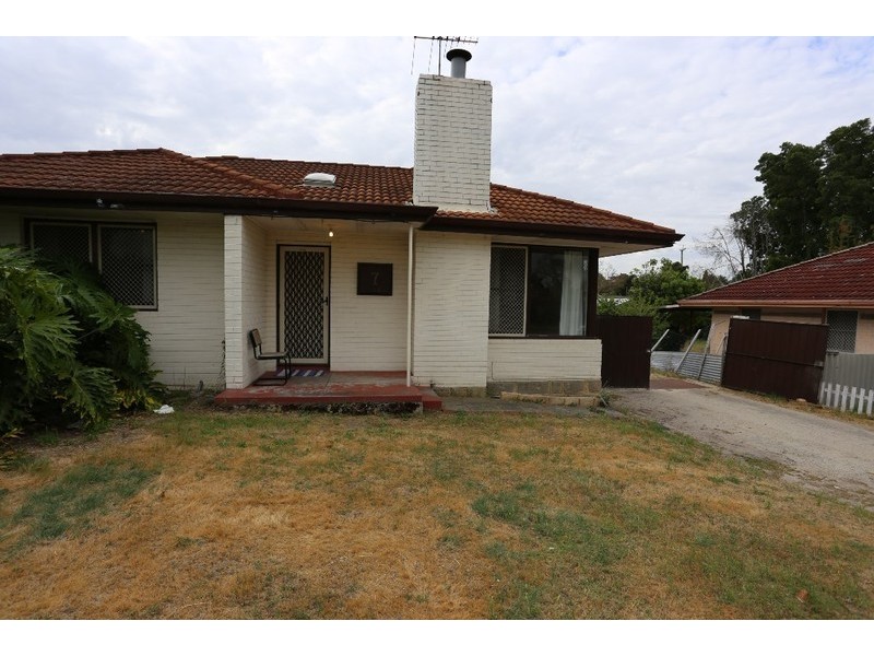 7 Parkhill Way, Wilson WA 6107