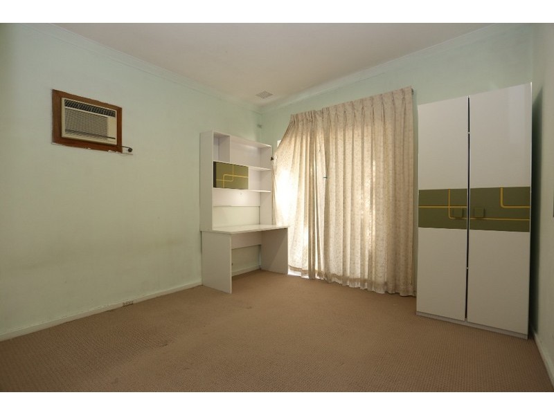 4 Clovelly Crescent, Lynwood WA 6147