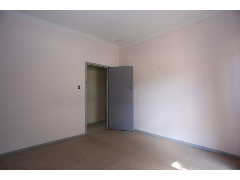 4 Clovelly Crescent, Lynwood WA 6147