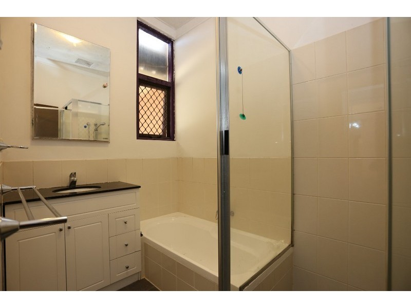 4 Clovelly Crescent, Lynwood WA 6147