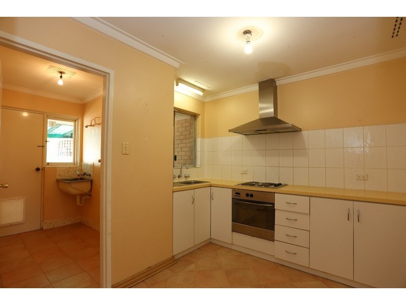 18A Aragon Way, Wilson WA 6107