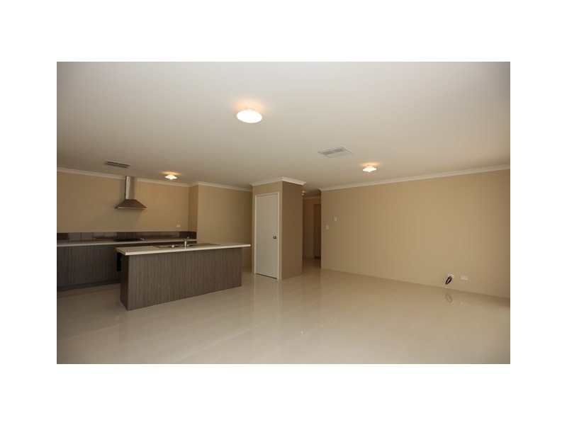 1/25 Montrose Street, Lynwood WA 6147