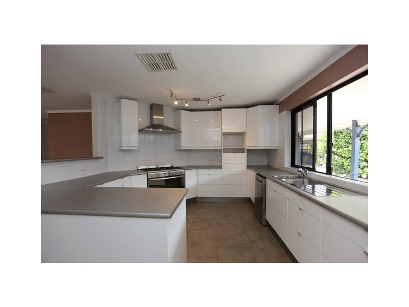 1 Cerberus Avenue, Parkwood WA 6147