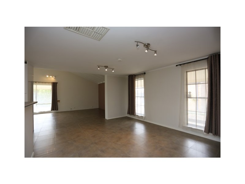 1 Cerberus Avenue, Parkwood WA 6147