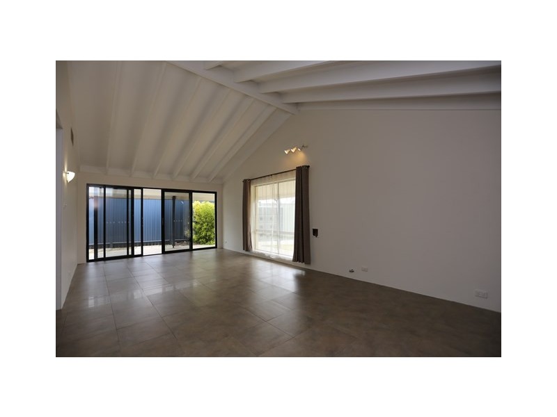 1 Cerberus Avenue, Parkwood WA 6147