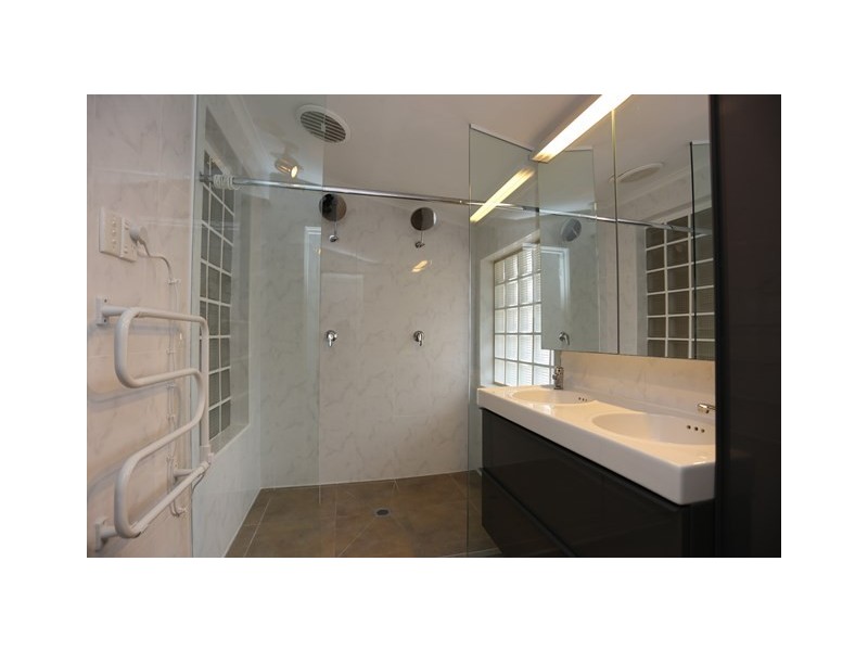 1 Cerberus Avenue, Parkwood WA 6147