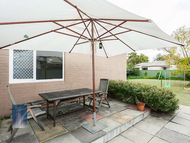 24 Lynwood Avenue, Lynwood WA 6147