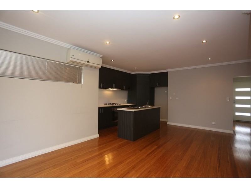 9/16 James Street, Cannington WA 6107