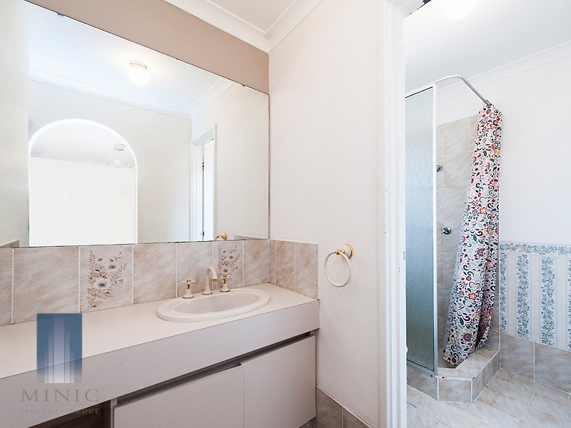 11 Cambrian Place, Willetton WA 6155