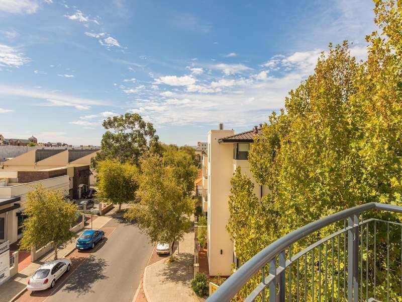 21/37 Brown Street, East Perth WA 6004