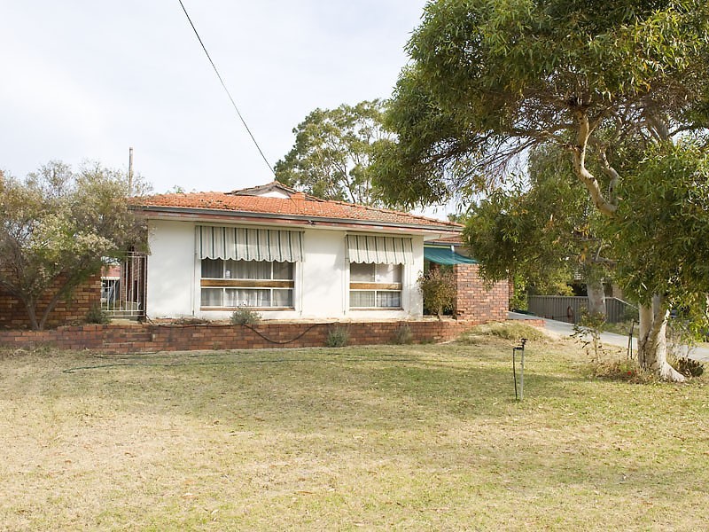 16 Aragon Way, Wilson WA 6107