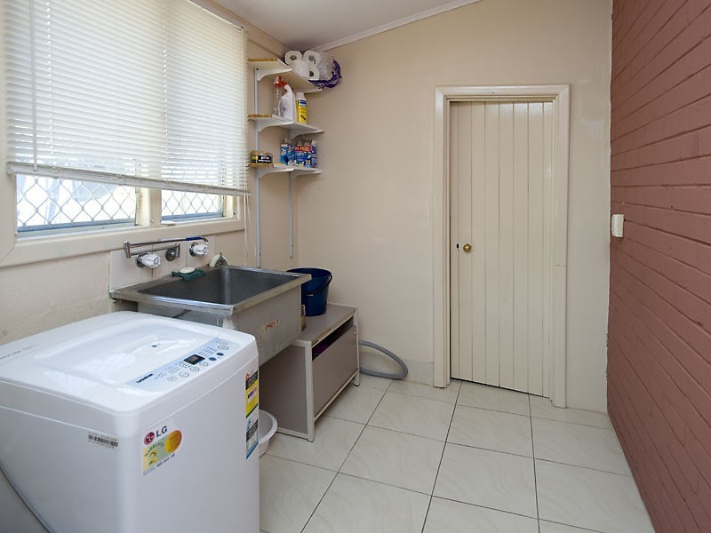 10 Holford Way, Wilson WA 6107