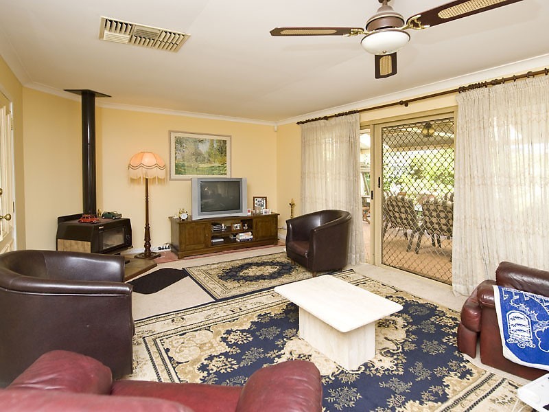 1 Riverview Rise, Wilson WA 6107