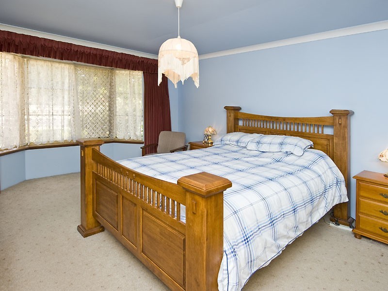 1 Riverview Rise, Wilson WA 6107