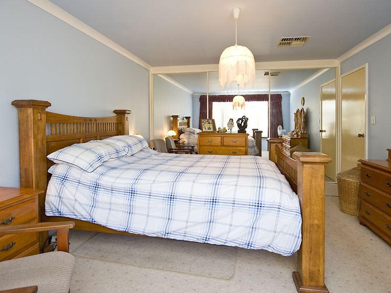 1 Riverview Rise, Wilson WA 6107