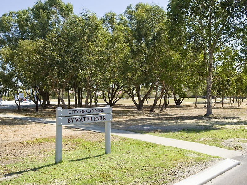 1 Riverview Rise, Wilson WA 6107