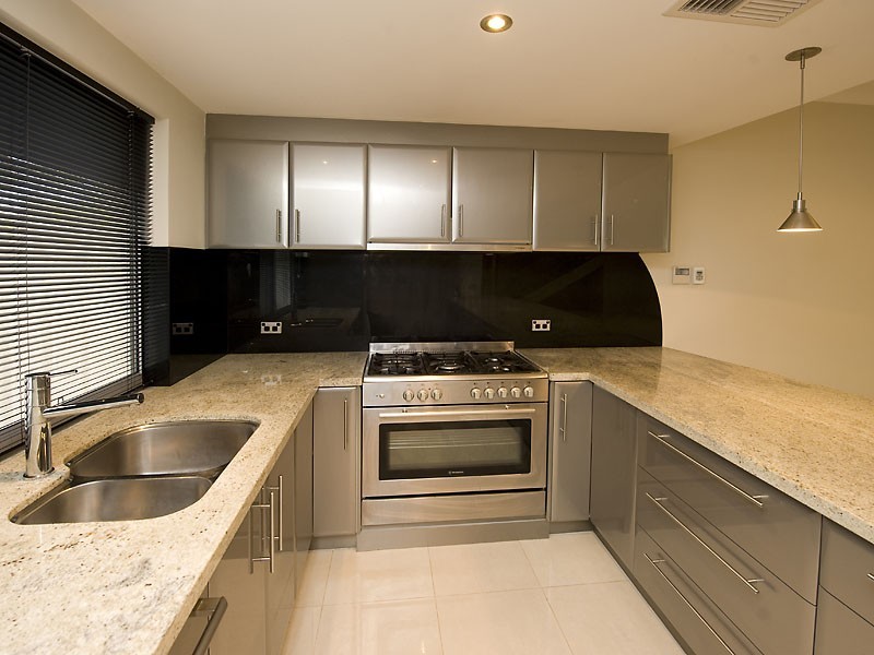 25 Veronica Street, Riverton WA 6148