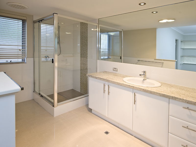 25 Veronica Street, Riverton WA 6148