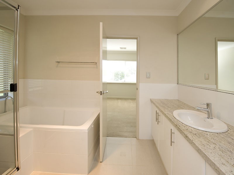 25 Veronica Street, Riverton WA 6148