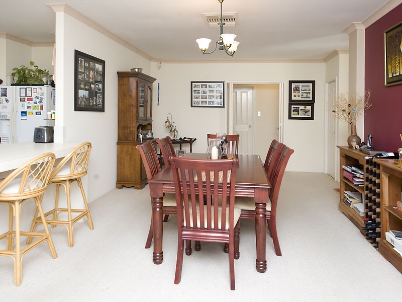 215 Corinthian Road East, Riverton WA 6148