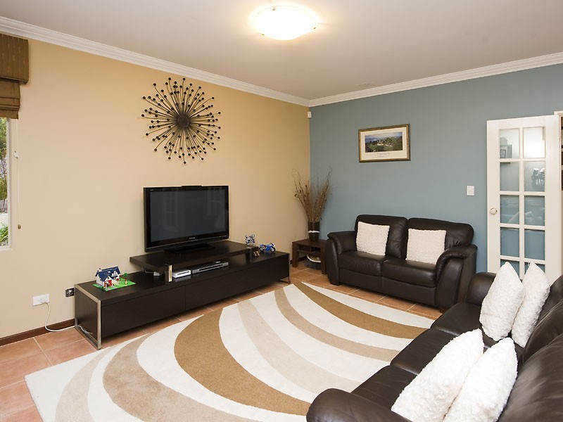 57 Glen Iris Drive, Jandakot WA 6164