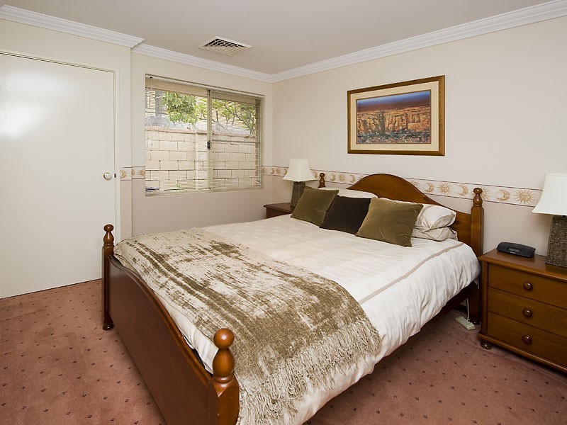 57 Glen Iris Drive, Jandakot WA 6164