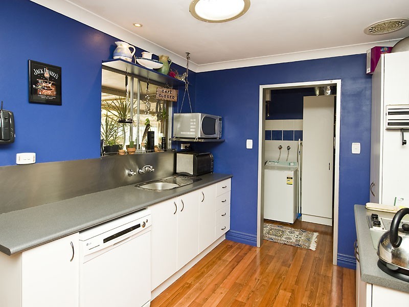 10 Rangeview Road, High Wycombe WA 6057